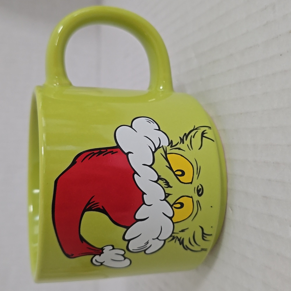 Set of 4 Grinch Christmas Mugs - Picture 3 of 16